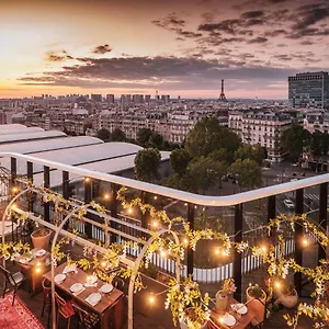 Novotel Porte Versailles Hotel Parigi